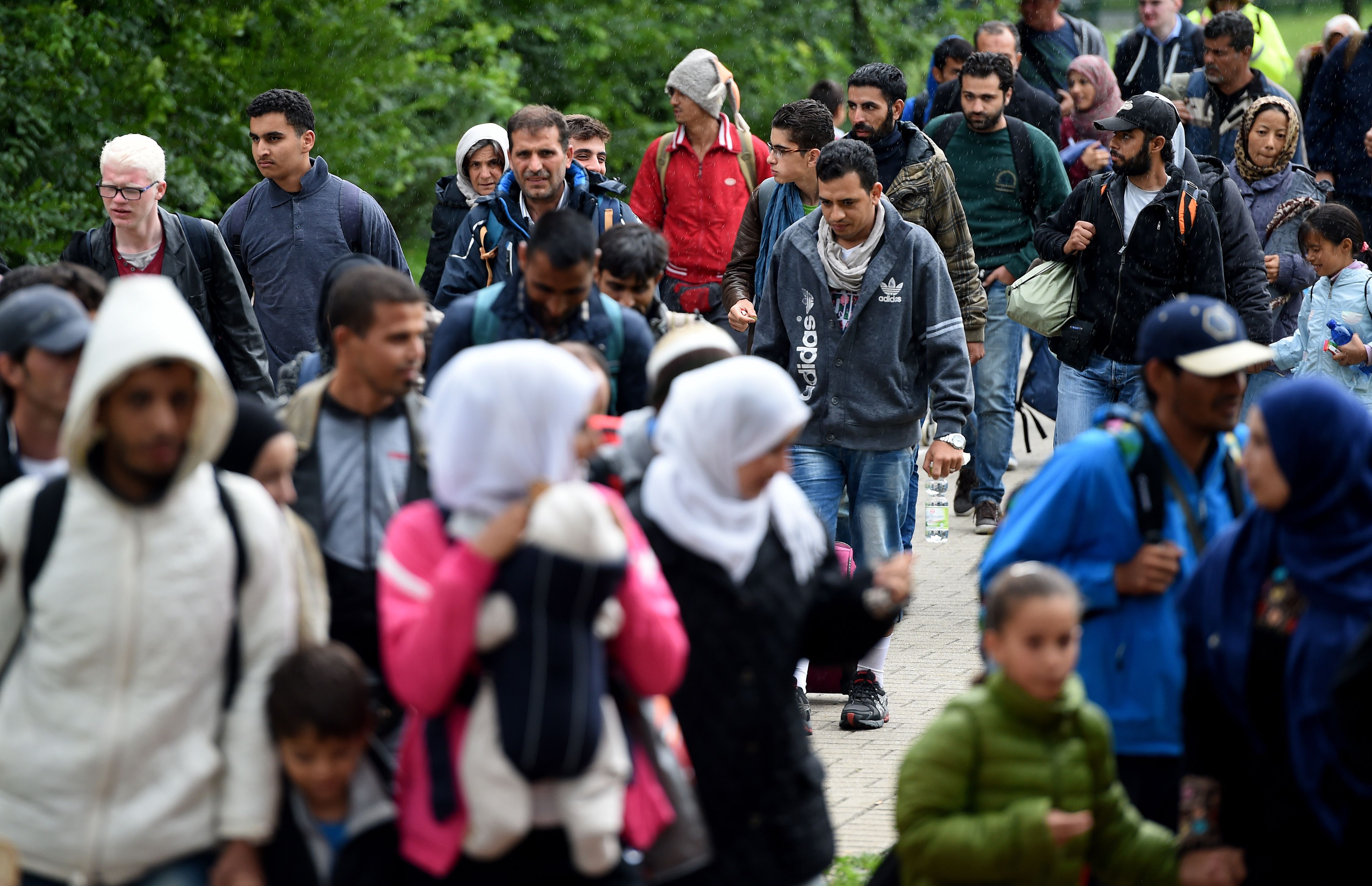 'Nederland krijgt 7214 extra asielzoekers'