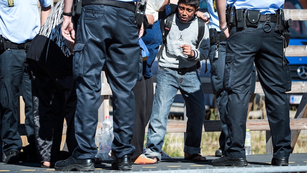 'Doorgangsland' Denemarken kan vluchtelingenstroom niet aan