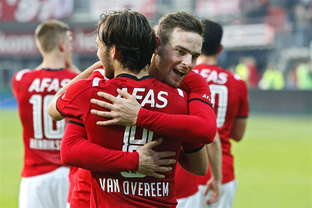 Janssen: zeg maar een, dan krijg je er twee