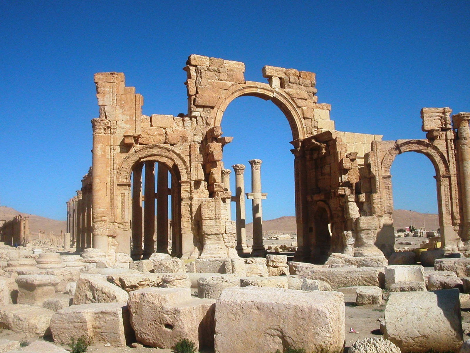 Historische triomfboog Palmyra opgeblazen