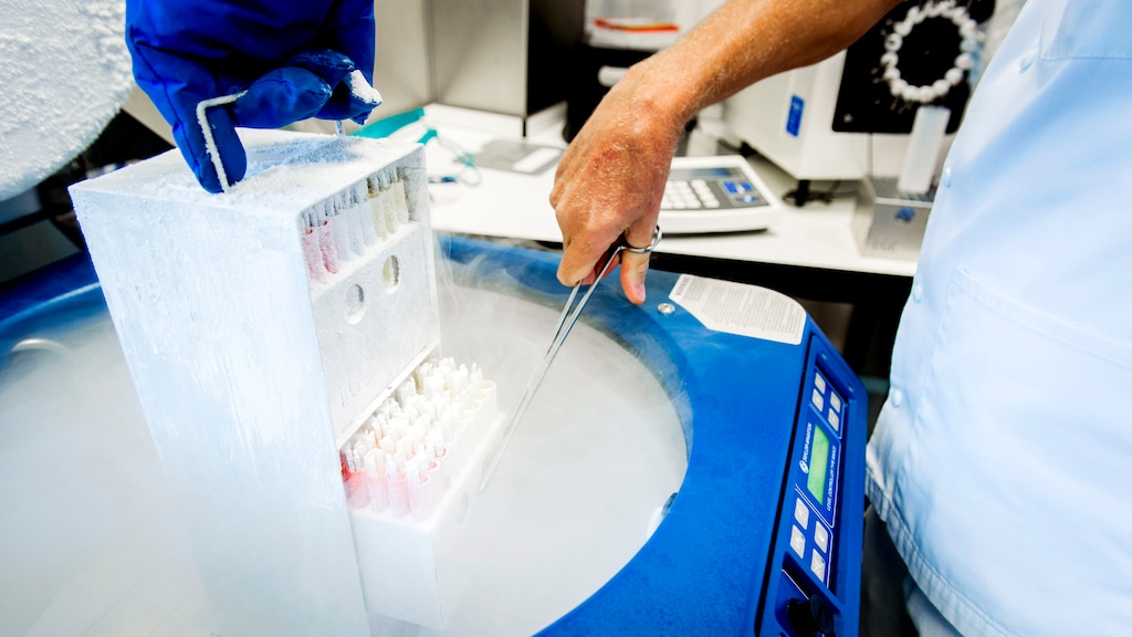 Zeker 19 donorkinderen verwekt door Barendrechtse sjoemelarts Karbaat