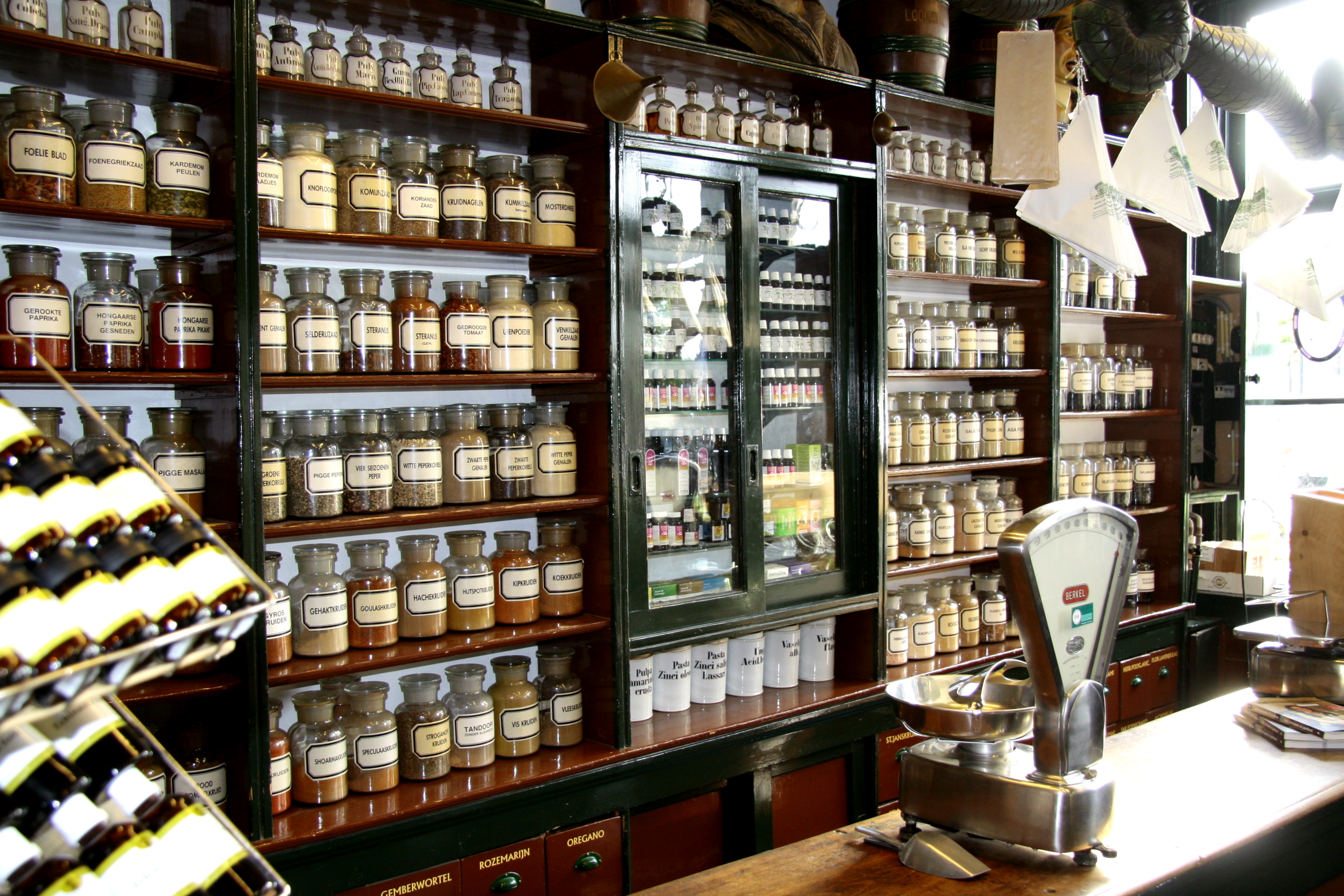 Hoe deze drogisterij al 166 jaar wint van de grote jongens