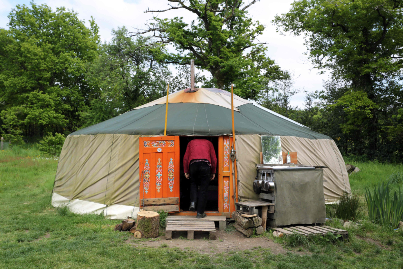 Gekte op de woningmarkt? Welnee, je hebt al een tent vanaf 6000 euro