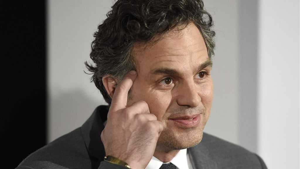 Mark Ruffalo beloont jonge vinders telefoon