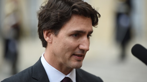 Foto bruingeschminkte Trudeau duikt op: 'Spijt me heel erg'