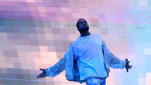 Kanye loopt mee met Floyd-protest in Chicago