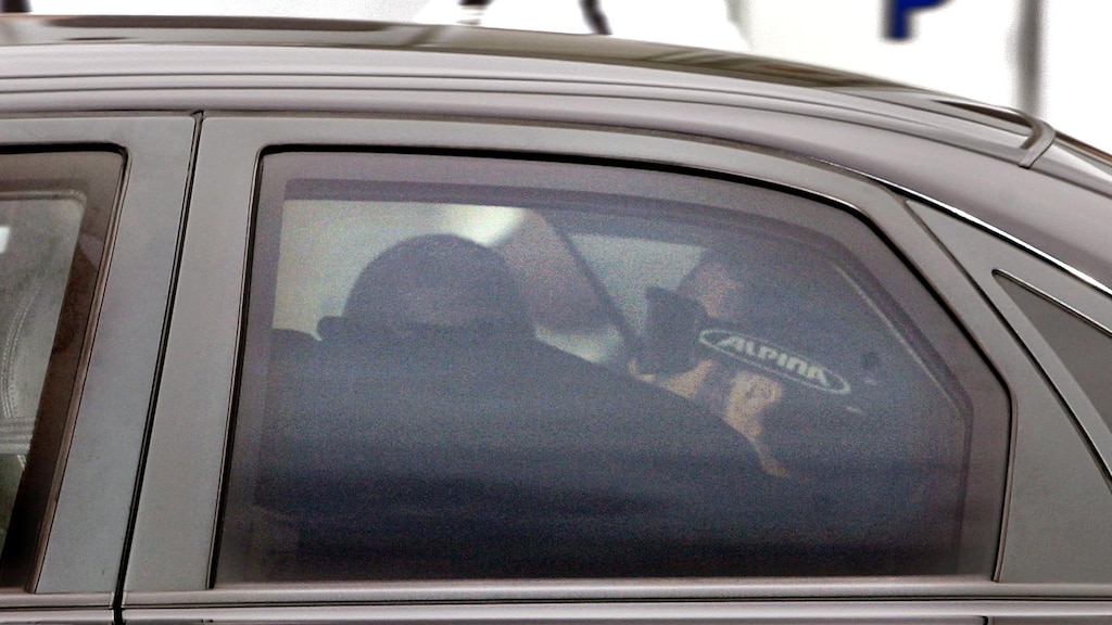 'Moordenaar Van Gogh moet uit zwaarbeveiligde cel'