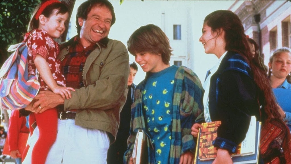 Matilda-actrice komt uit de kast als bi