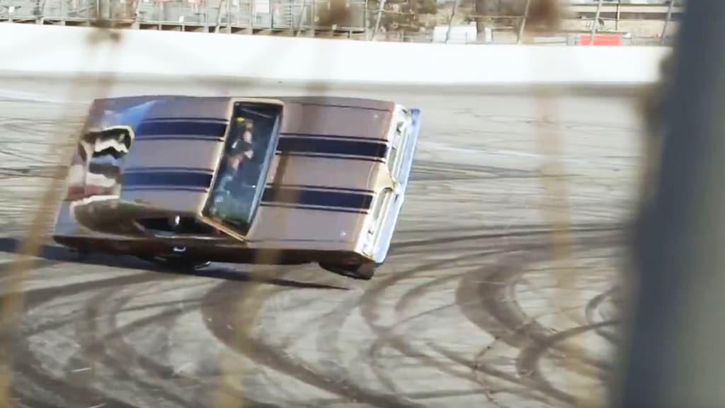 Video: Jay Leno crasht in drag car met 2500 pk