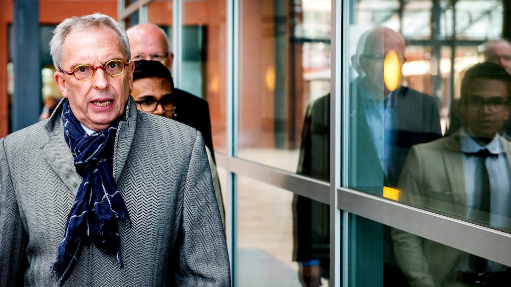 Ex-VVD'er Jos van Rey veroordeeld tot 240 uur taakstraf in corruptiezaak