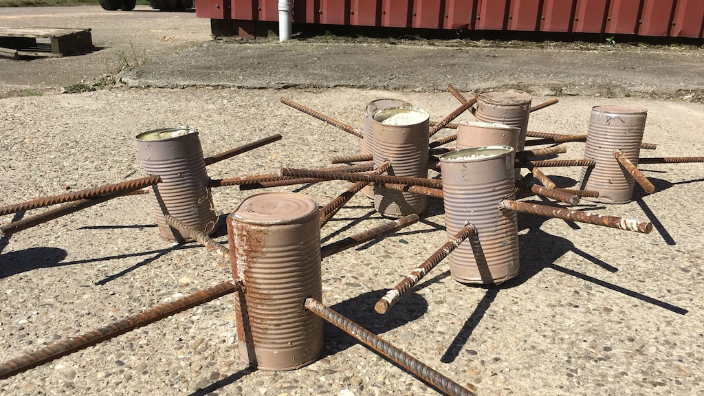 Deze pinnen werden in akkers van Groningse boeren geplaatst.
