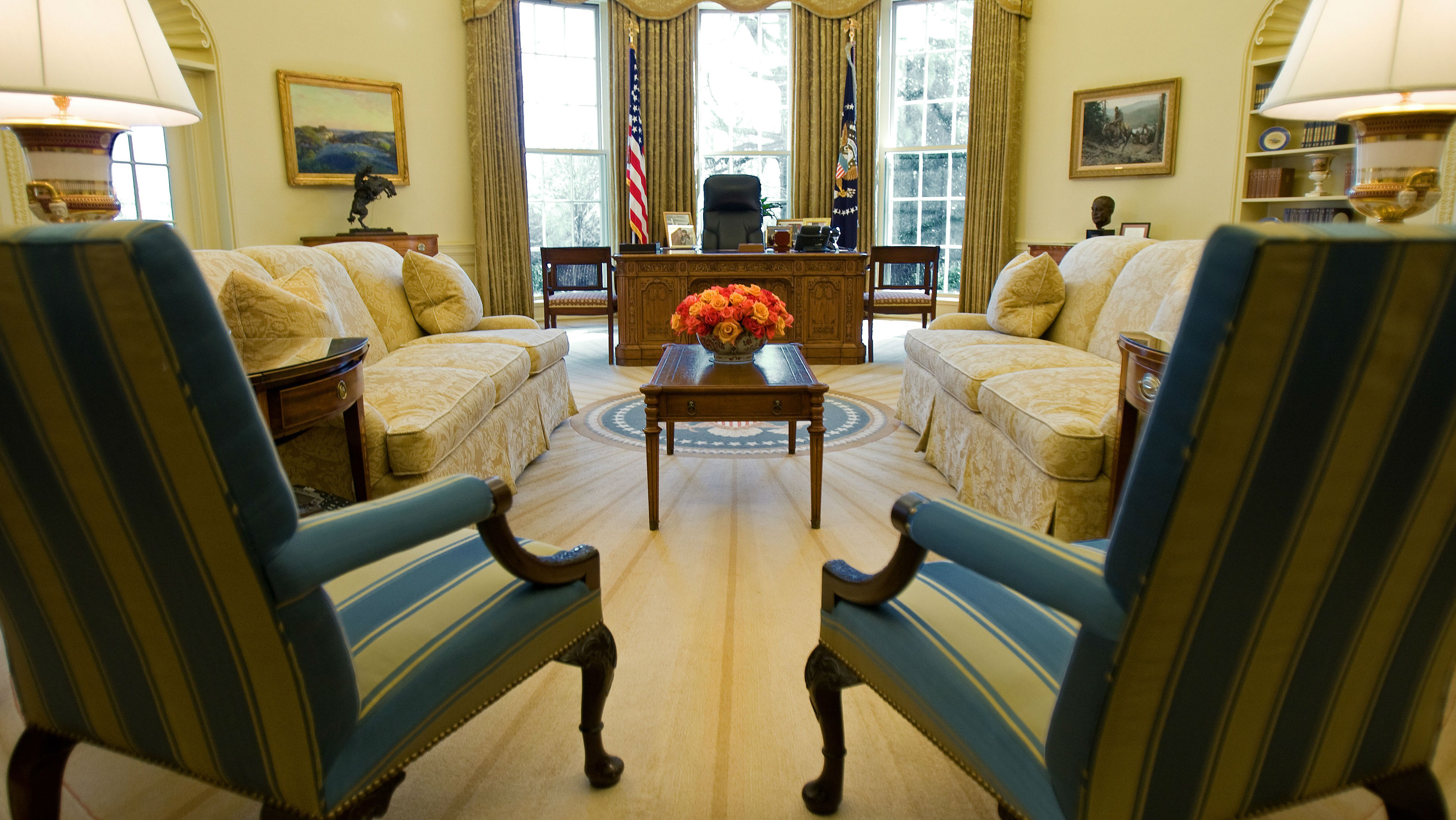 Trumps eerste week: Witte Huis inrichten, nieuwe wagen en eigen