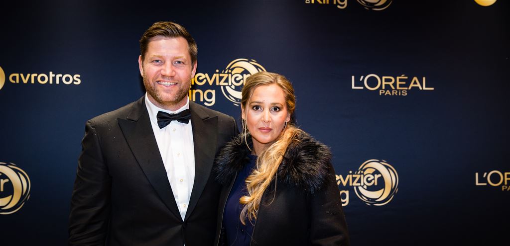 SBS6 lijft Dennis van der Geest in