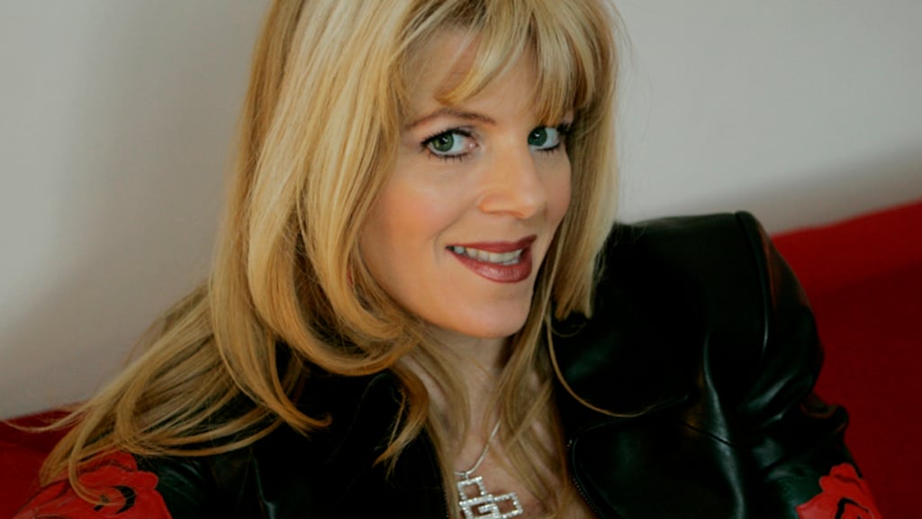 Kim Holland biedt excuses aan voor opnames pornofilm Walibi