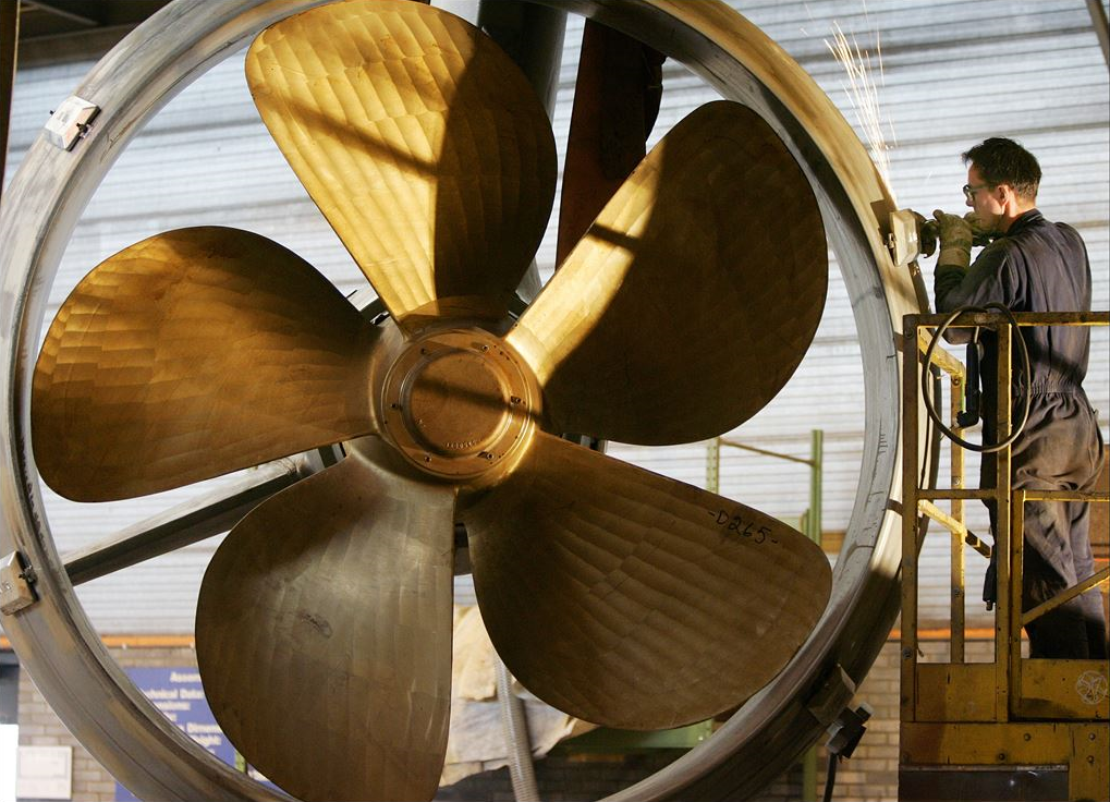 FIOD valt binnen bij Damen Shipyards