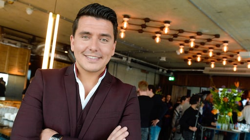 Jan Smit moet zijn shows afzeggen wegens ziekte