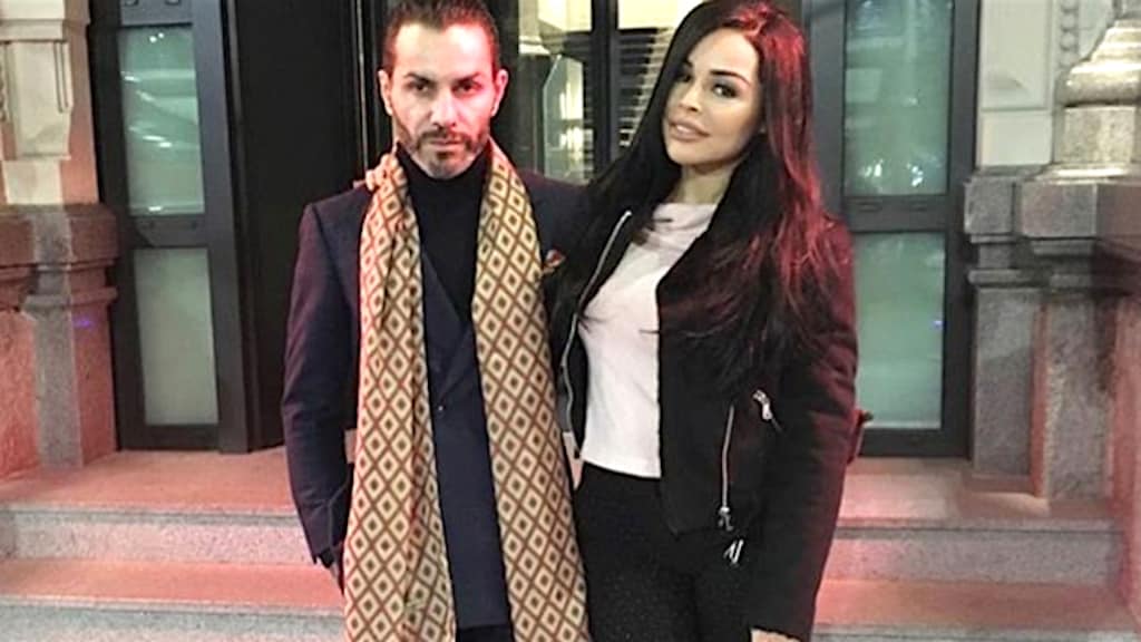 Realityster Amanda Balk aangevallen in Parijs