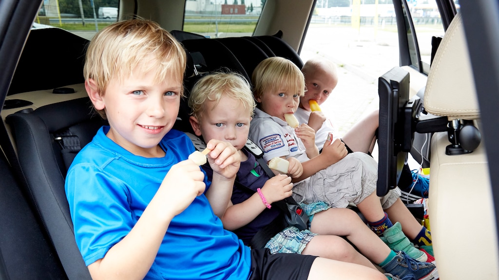 Autostoeltjes steeds veiliger: 'Beter om tot 2 jaar andersom te zitten'