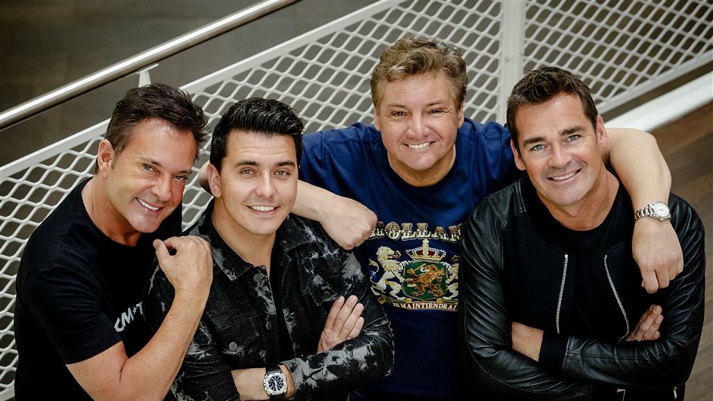 Jan Smit ligt nu al wakker van De Toppers