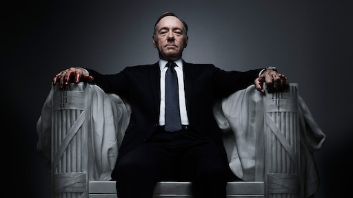 Kevin Spacey blaast Frank Underwood nieuw leven in