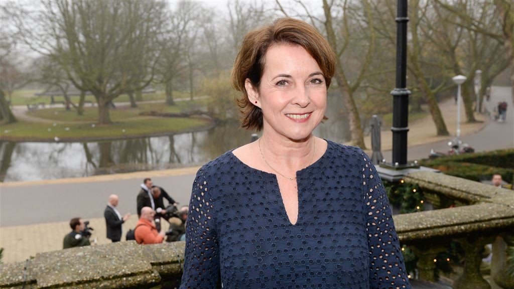 Anne-Mieke Ruyten in Down-theaterstuk Ivo Niehe