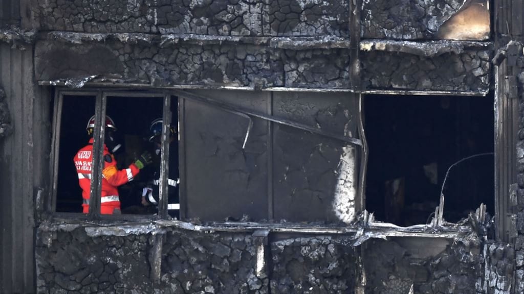 Nepslachtoffer Londense torenbrand krijgt zes jaar cel