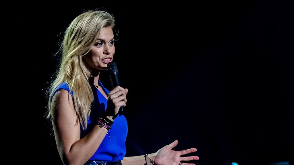 Expats zoeken liefde met Nicolette van Dam