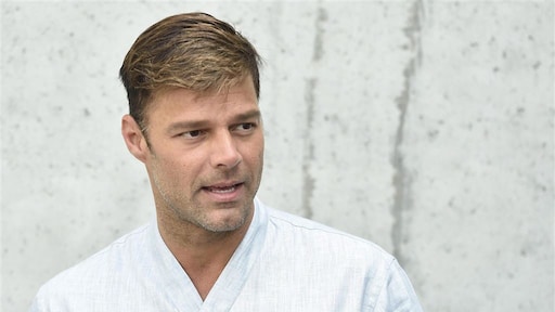 Ricky Martin stelt vriend Versace gerust