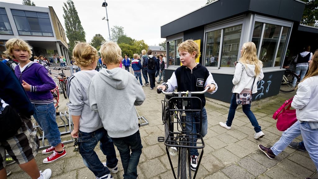 Pubers ongelukkig door te hoog schooladvies: 'Ze hebben geen leven meer'