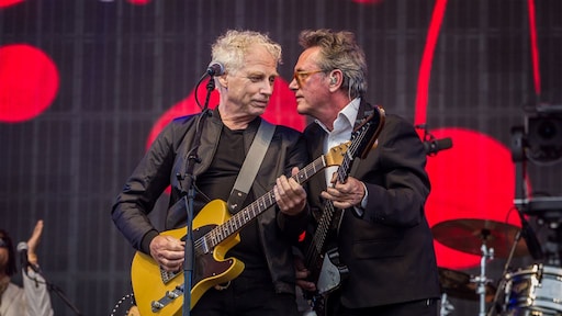 Doe Maar eindigt toer op Schevenings strand