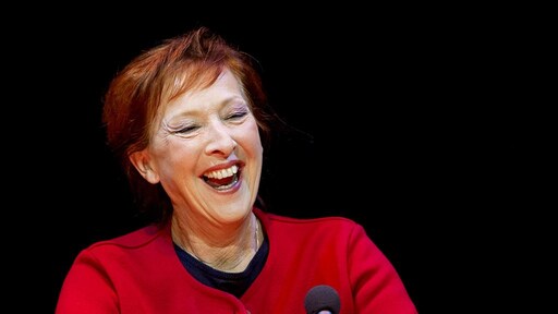 Loes Luca wil graag meer serieuze rollen spelen