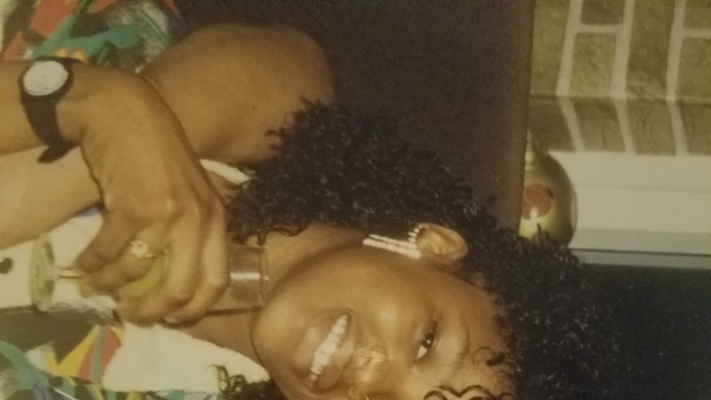 Zoon van Ivy kwam om bij Bijlmerramp: 'Het voelde alsof al het verdriet mijn schuld was'