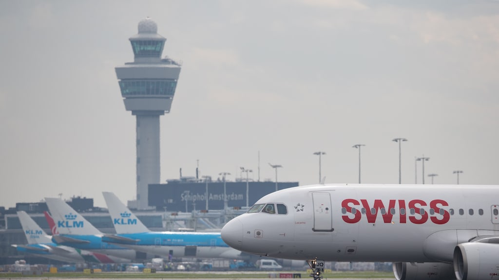 Lelystad breekpunt: belangrijk advies over toekomst Schiphol vertraagd