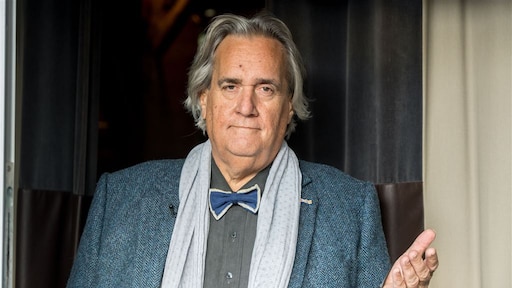 Han Peekel brengt hommage aan overleden vrouw