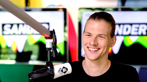 3FM-dj Sander Hoogendoorn besmet met corona