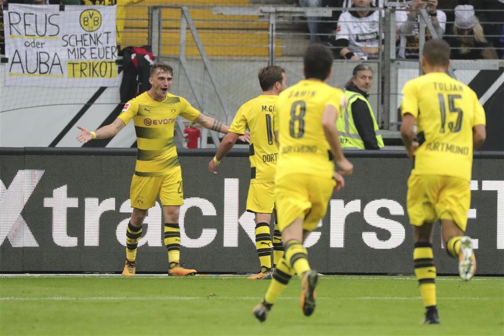 Borussia Dortmund doet plicht