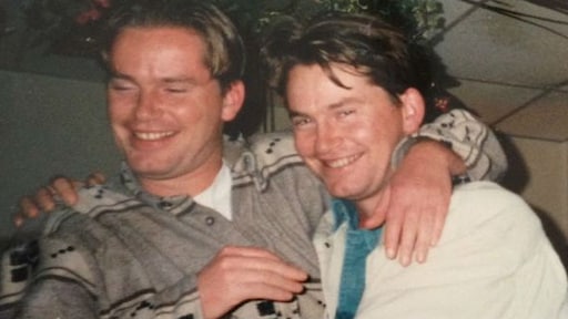 Mysterieus verhaal van gescheiden tweeling: 'Ik zag dat het mijn broer was, maar ik voelde het niet'