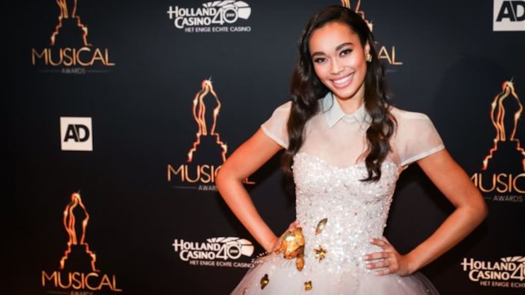 Romy Monteiro openhartig over jeugd zonder vader