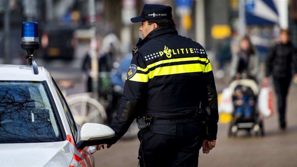 Wijkagenten de dupe van komst Nationale Politie: 'Ik kom te weinig in mijn wijk'
