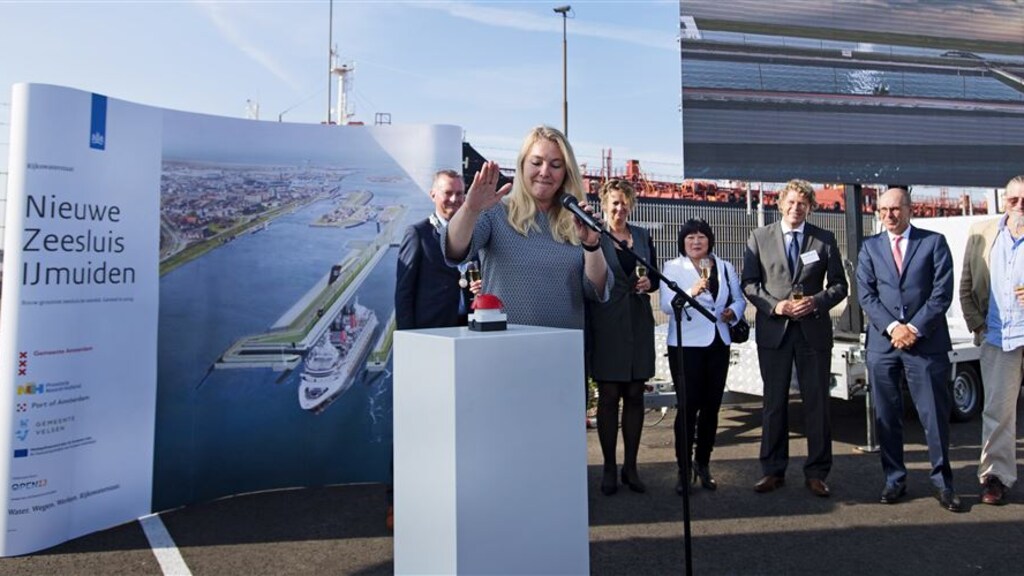 VolkerWessels en BAM voor miljoenen het schip in bij bouw zeesluis