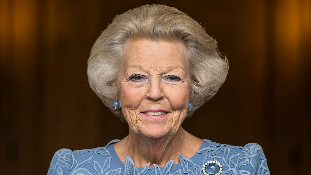 Oud-werknemer prinses Beatrix klapt uit de school: 'Ze vond deze president een stuk'