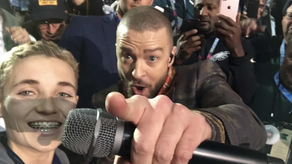 #Selfiekid is de echte ster tijdens halftime-show