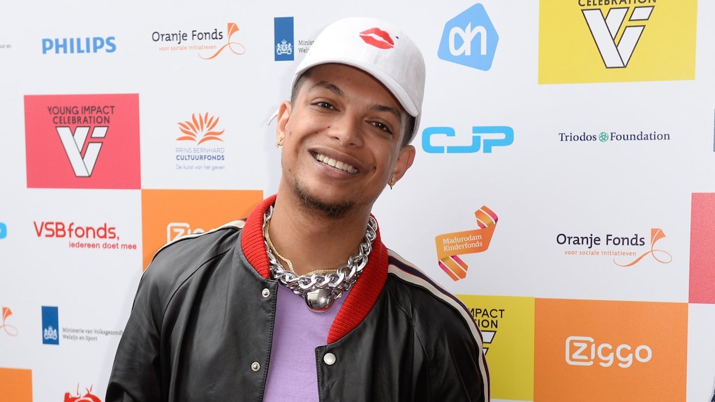 Dochtertje Ronnie Flex groeit als kool