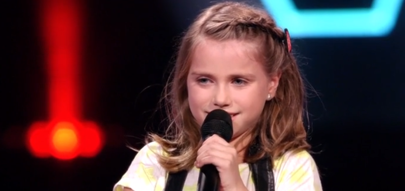 Maya verovert harten in The Voice Kids