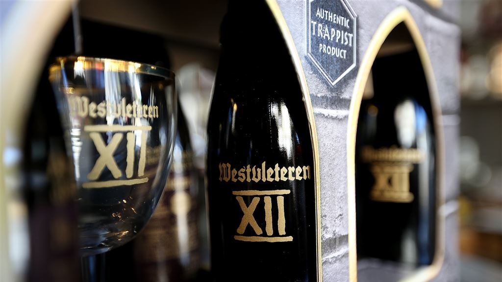 Westvleteren-bier tegen 'exorbitante prijzen' verkocht, broeders boos