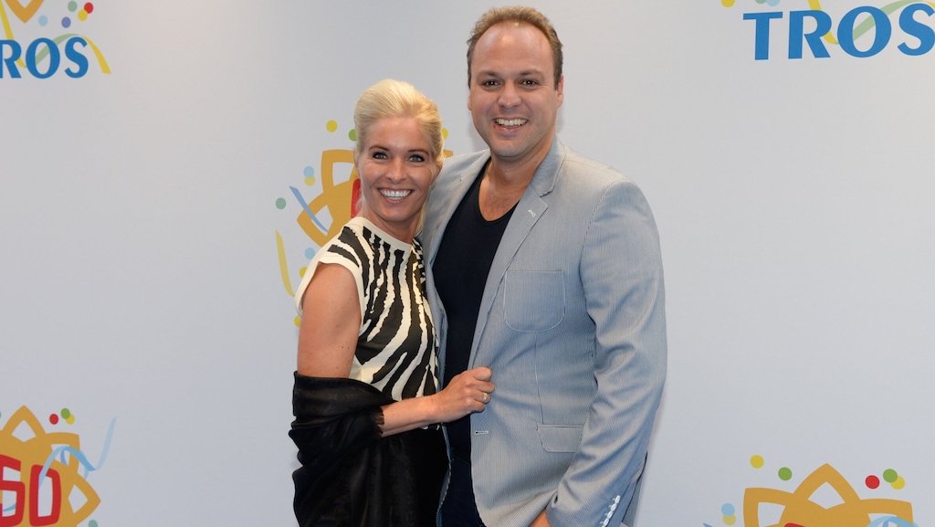 Frans Bauer brengt lachwekkende ode aan Maris