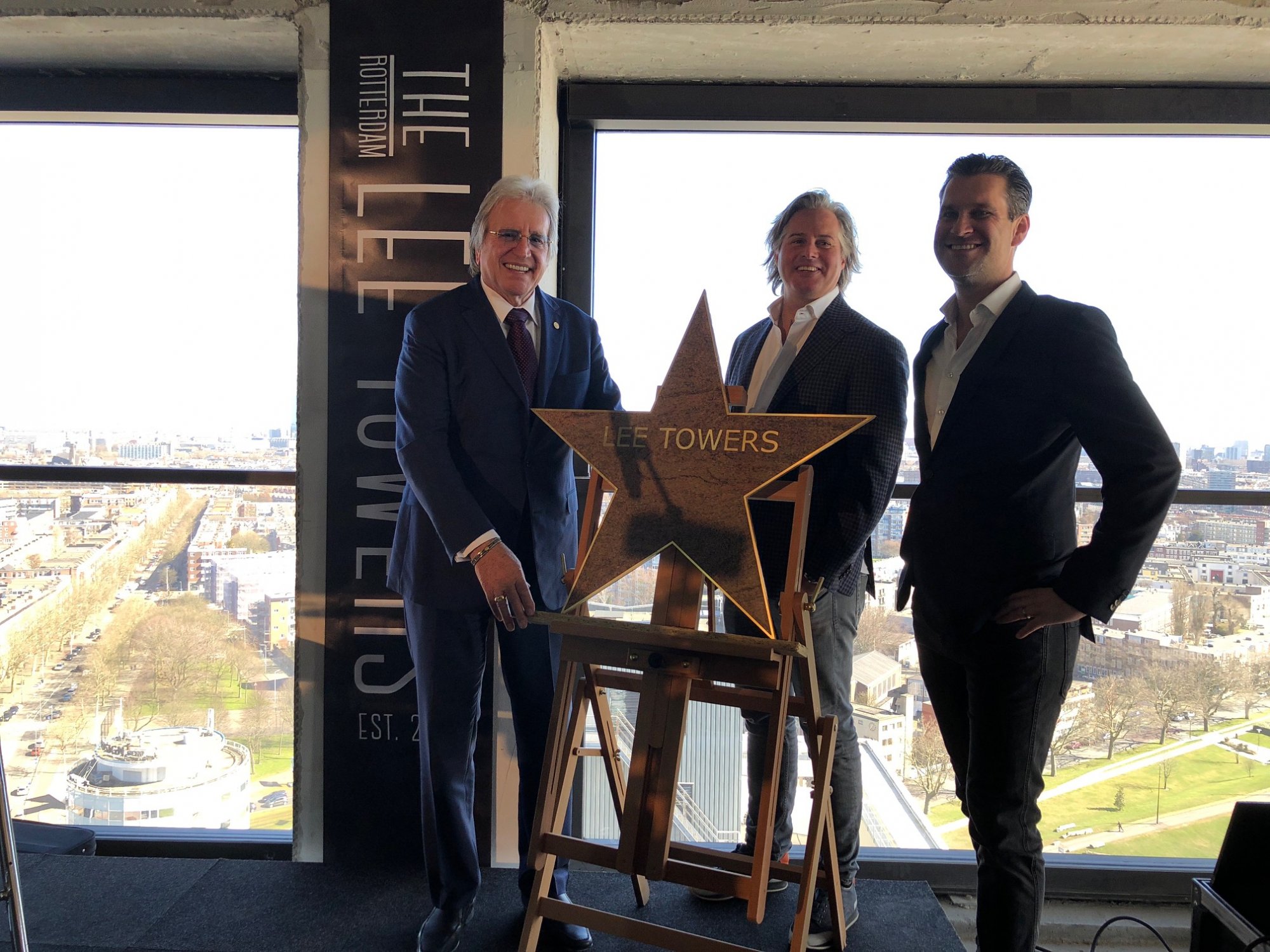 Lee Towers heeft zijn eigen Lee Towers