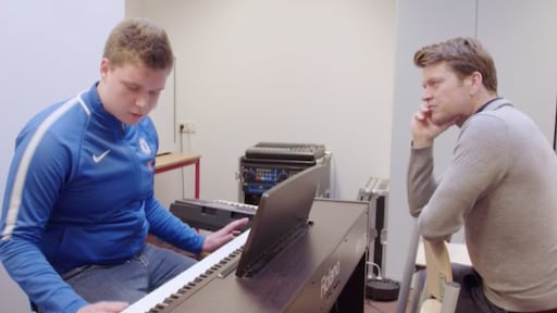 Beau geëmotioneerd in jeugdinstelling Harreveld