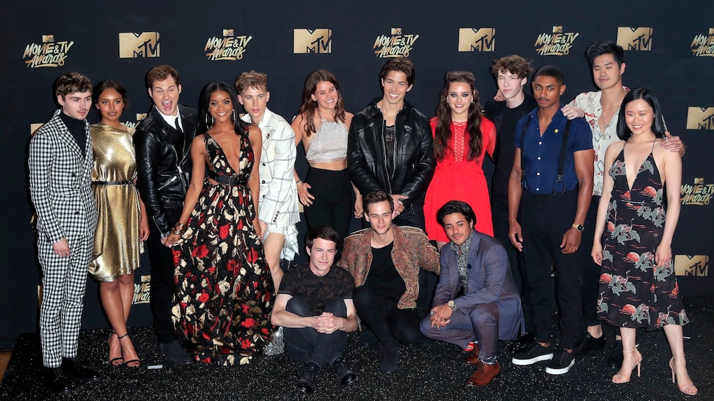 13 Reasons Why-cast helpt je alvast seizoen 2 door