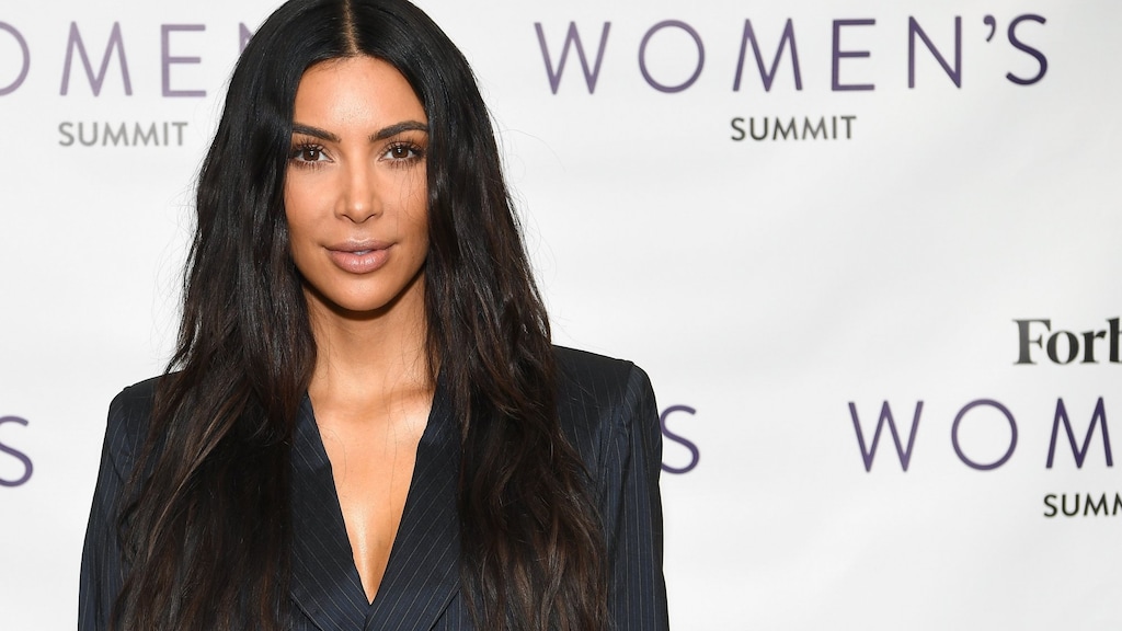 Kim Kardashian deelt allereerste familiekiekje